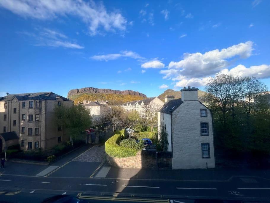 Edinburghs Arthurs Seat View Экстерьер фото